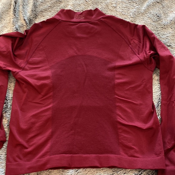 VS PINK active zip up top - Picture 3 of 6